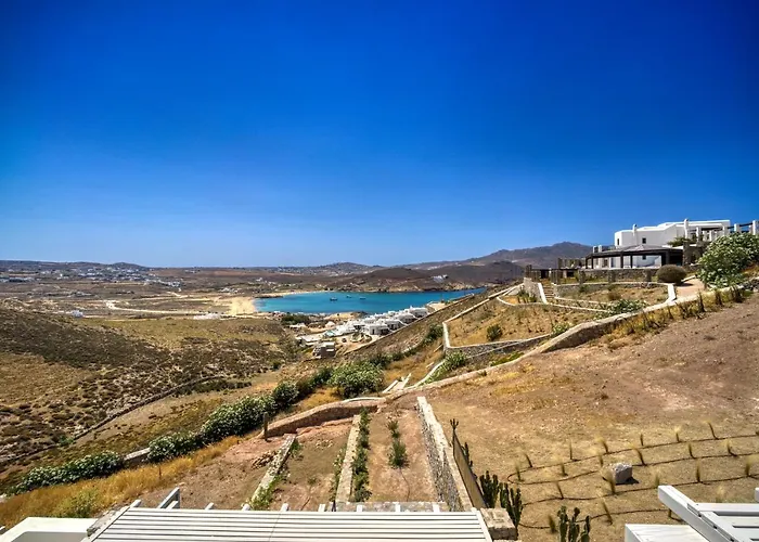 Nefeli & Mykonos * Φτελιά