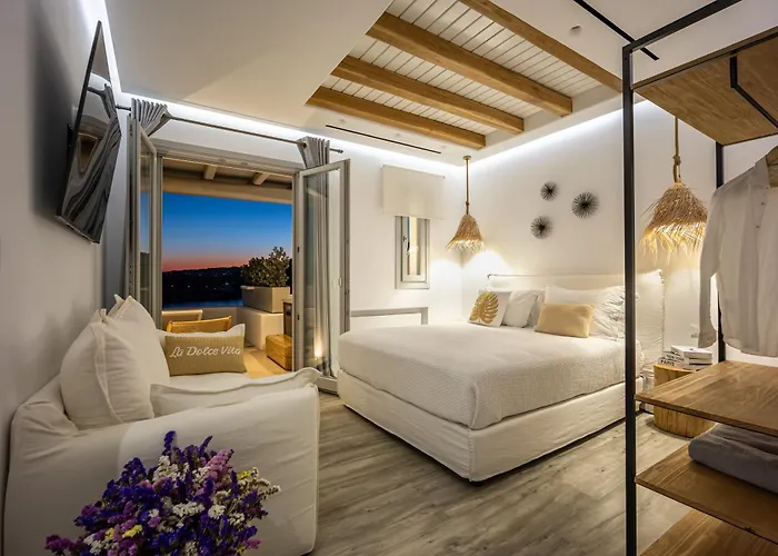 Nefeli & Mykonos Φτελιά