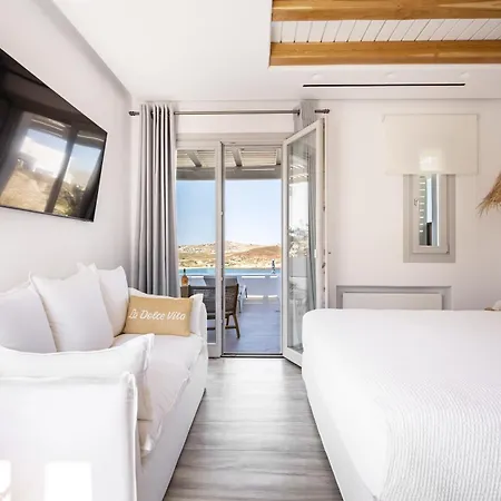 Nefeli & Mykonos